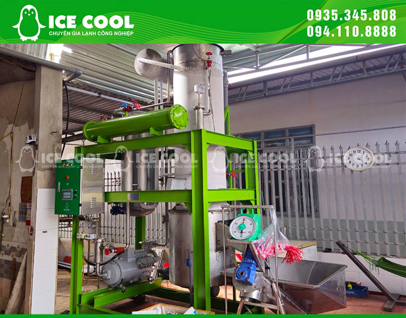Máy có bảng điều khiển bằng tay dễ sử dụng