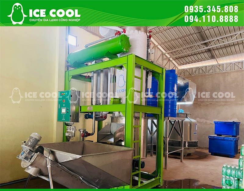 Đội ngũ kỹ thuật viên ICE COOL lắp đặt nhanh chóng, hướng dẫn bảo hành tận tình, ICE COOL sử dụng hệ thống máy nén piston cao cấp nhập khẩu từ Nhật Bản
